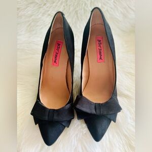 Betsey Johnson Bow Black Heels